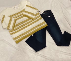 Bottoms Up Mid Rise Jeans - FINAL SALE