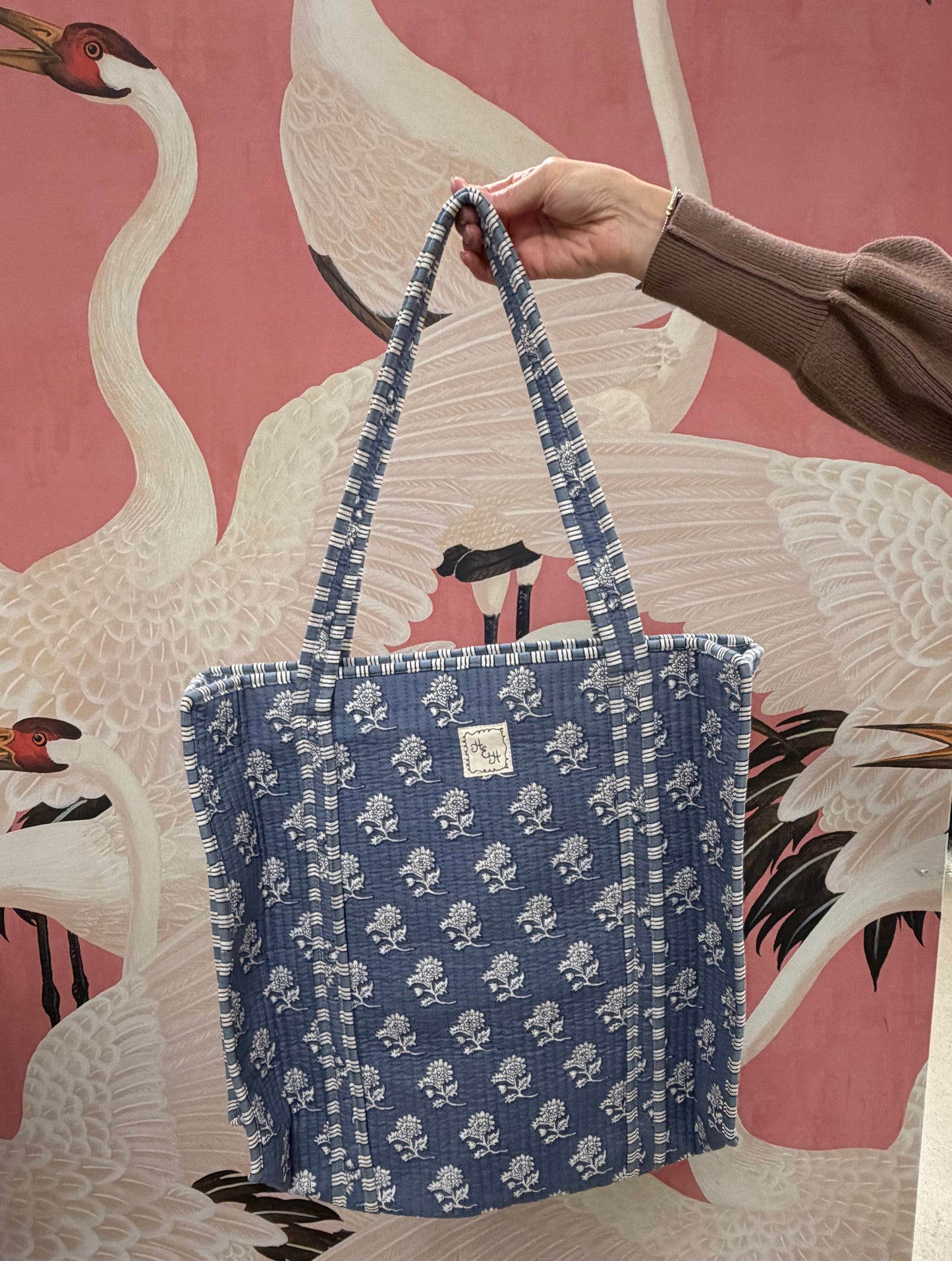 Quilted Tote Bag with Zipper
