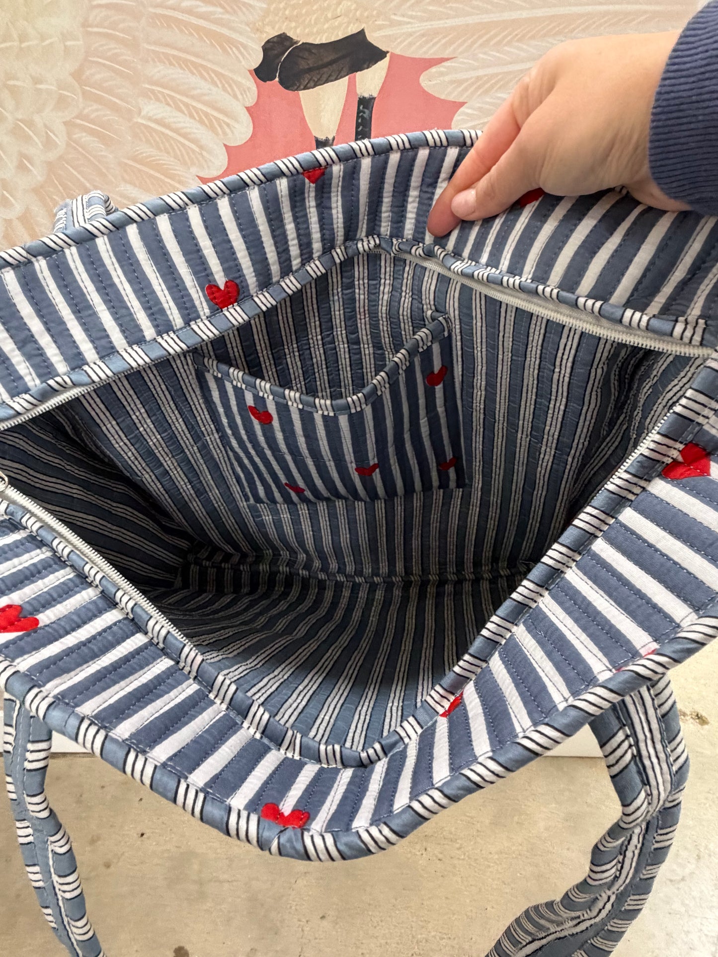 Quilted Tote Bag with Zipper